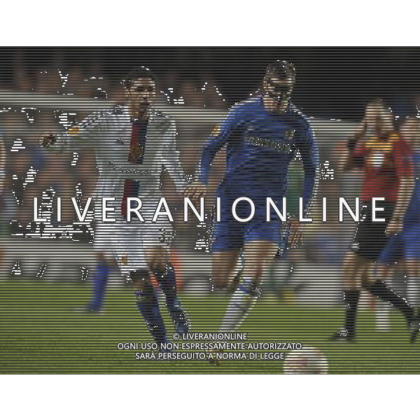 Stamford Bridge Chelsea v Basel (3-1, 5-2) 02/05/2013 Europa League Semi-Final 2nd leg Fernando Torres (Chelsea) Mohamed Eleny (Basel) Photo: Roger Parker Fotosports International ©photoshot/AGENZIA ALDO LIVERANI SAS - ITALY ONLY - Chelsea - Basilea semifinale di ritorno Europa League 02 maggio 2013