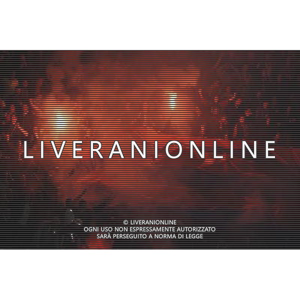 Stamford Bridge Chelsea v Basel (3-1, 5-2 Agg) 02/05/2013 Europa League Semi-Final 2nd leg Basel\'s loyal fans support their team to the bitter end Photo: Roger Parker Fotosports International ©photoshot/AGENZIA ALDO LIVERANI SAS - ITALY ONLY - Chelsea - Basilea semifinale di ritorno Europa League 02 maggio 2013