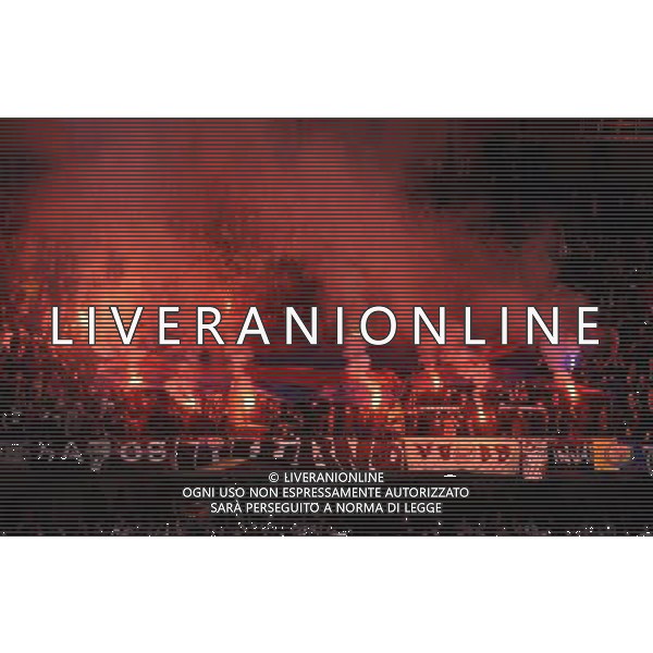 Stamford Bridge Chelsea v Basel (3-1, 5-2 Agg) 02/05/2013 Europa League Semi-Final 2nd leg Basel\'s loyal fans support their team to the bitter end Photo: Roger Parker Fotosports International ©photoshot/AGENZIA ALDO LIVERANI SAS - ITALY ONLY - Chelsea - Basilea semifinale di ritorno Europa League 02 maggio 2013