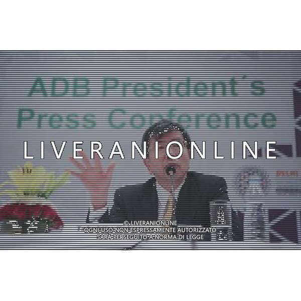 (130502) -- NEW DELHI, May 2, 2013 () -- Asian Development Bank (ADB) President Takehiko Nakao speaks at a press conference on the 46th Annual Meeting of the Board of Governers of the ADB in Greater Noida, near New Delhi, capital of India, on May 2, 2013. ADB will focus on the theme of \'Development through Empowerment\' at its 46th Annual Meeting held in the Indian capital from Thursday to Sunday, said ADB President Tahehiko Nakao on Thursday. (/Zheng Huansong) (syq) ©photoshot/AGENZIA ALDO LIVERANI SAS - ITALY ONLY - Il Presidente della Banca Asiatica di Sviluppo (ADB) Takehiko Nakao parla in una conferenza stampa il 46mo Meeting annuale del Consiglio di Governers di l\'ADB a Greater Noida, vicino a Nuova Delhi, capitale dell\'India, il 2 maggio 2013.