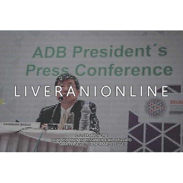 (130502) -- NEW DELHI, May 2, 2013 () -- Asian Development Bank (ADB) President Takehiko Nakao speaks at a press conference on the 46th Annual Meeting of the Board of Governers of the ADB in Greater Noida, near New Delhi, capital of India, on May 2, 2013. ADB will focus on the theme of \'Development through Empowerment\' at its 46th Annual Meeting held in the Indian capital from Thursday to Sunday, said ADB President Tahehiko Nakao on Thursday. (/Zheng Huansong) (syq) ©photoshot/AGENZIA ALDO LIVERANI SAS - ITALY ONLY - Il Presidente della Banca Asiatica di Sviluppo (ADB) Takehiko Nakao parla in una conferenza stampa il 46mo Meeting annuale del Consiglio di Governers di l\'ADB a Greater Noida, vicino a Nuova Delhi, capitale dell\'India, il 2 maggio 2013.