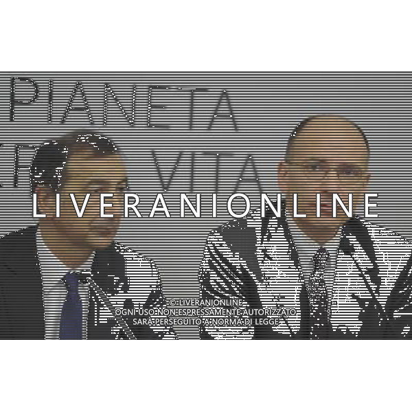 MILANO 6/5/2013 EXPO 2015 INCONTRA IL PRESIDENTE DEL CONSIGLIO, ENRICO LETTA NELLA FOTO GIUSEPPE SALA ED ENRICO LETTA FOTO ROMANO/AG ALDO LIVERANI S.A.S.