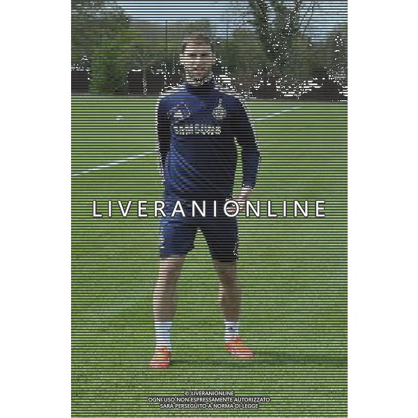 Chelsea Players at a media day ahead of the UEFA Europa League Final for Chelsea FC v Benfica at the Chelsea FC training ground in Cobham, Surrey 9th May 2013 ©Photoshot/AGENZIA ALDO LIVERANI SAS-ITALY ONLY - EDITORIAL USE ONLY