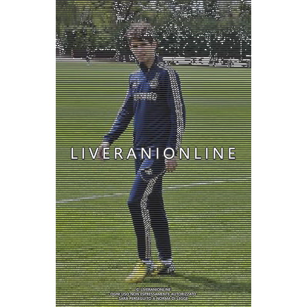 Chelsea Players at a media day ahead of the UEFA Europa League Final for Chelsea FC v Benfica at the Chelsea FC training ground in Cobham, Surrey 9th May 2013 ©Photoshot/AGENZIA ALDO LIVERANI SAS-ITALY ONLY - EDITORIAL USE ONLY