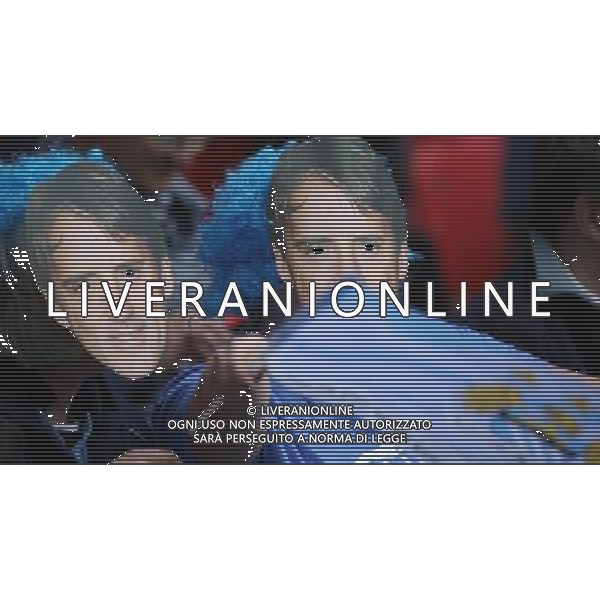 MANCHESTER CITY FANS INSIDE STADIUM MANCHESTER CITY V WIGAN ATHLETIC MANCHESTER CITY V WIGAN ATHLETIC. THE FA CUP FINAL 2013 WEMBLEY STADIUM, LONDON, ENGLAND, UK 11 May 2013 GAR68240 WARNING! This Photograph May Only Be Used For Newspaper And/Or Magazine Editorial Purposes. May Not Be Used For Publications Involving 1 player, 1 Club Or 1 Competition Without Written Authorisation From Football DataCo Ltd. For Any Queries, Please Contact Football DataCo Ltd on +44 (0) 207 864 9121 AG ALDO LIVERANI S A S ONLY ITALY