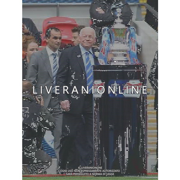DAVE WHELAN LEADS OUT WIGAN MANCHESTER CITY V WIGAN ATHLETIC MANCHESTER CITY V WIGAN ATHLETIC. THE FA CUP FINAL 2013 WEMBLEY STADIUM, LONDON, ENGLAND, UK 11 May 2013 GAR68244 WARNING! This Photograph May Only Be Used For Newspaper And/Or Magazine Editorial Purposes. May Not Be Used For Publications Involving 1 player, 1 Club Or 1 Competition Without Written Authorisation From Football DataCo Ltd. For Any Queries, Please Contact Football DataCo Ltd on +44 (0) 207 864 9121 AG ALDO LIVERANI S A S ONLY ITALY