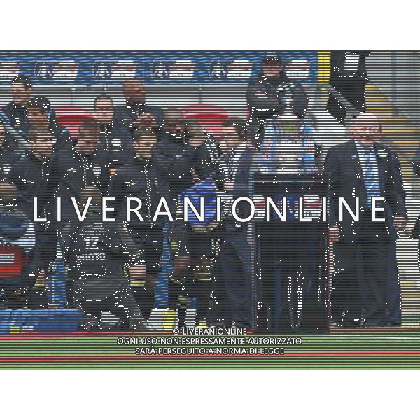 DAVE WHELAN LEADS OUT WIGAN MANCHESTER CITY V WIGAN ATHLETIC MANCHESTER CITY V WIGAN ATHLETIC. THE FA CUP FINAL 2013 WEMBLEY STADIUM, LONDON, ENGLAND, UK 11 May 2013 GAR68246 WARNING! This Photograph May Only Be Used For Newspaper And/Or Magazine Editorial Purposes. May Not Be Used For Publications Involving 1 player, 1 Club Or 1 Competition Without Written Authorisation From Football DataCo Ltd. For Any Queries, Please Contact Football DataCo Ltd on +44 (0) 207 864 9121 AG ALDO LIVERANI S A S ONLY ITALY