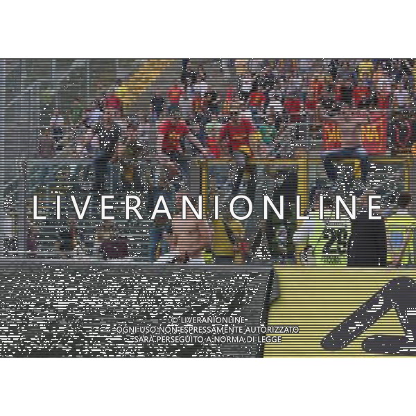 BERGAMO 12 maggio 2013 , NELLA FOTO fine gara delusione lecce ,ph.moro/ALDO LIVERANI AG ALDO LIVERANI S A S 