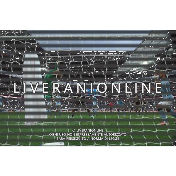 Ben Watson Goal goes past Manchester City\'s Joe Hart Wigan Athletic FA Cup Winners 2013 Manchester City V Wigan Athletic (0-1) 11/05/13 FA Cup Final Photo: Robin Parker Fotosports International ©PHOTOSHOT/AGENZIA ALDO LIVERANI SAS - ITALY ONLY - EDITORIAL USE ONLY