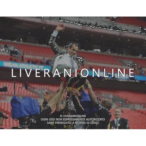 Roberto Martinez Manager Celebrates as Wigan Athlectic Players throw him in the air Wigan Athletic FA Cup Winners 2013 Manchester City V Wigan Athletic (0-1) 11/05/13 FA Cup Final Photo: Robin Parker Fotosports International ©PHOTOSHOT/AGENZIA ALDO LIVERANI SAS - ITALY ONLY - EDITORIAL USE ONLY