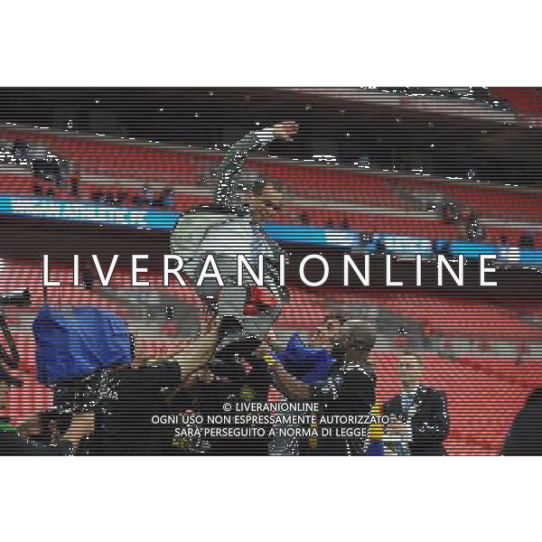 Roberto Martinez Manager Celebrates as Wigan Athlectic Players throw him in the air Wigan Athletic FA Cup Winners 2013 Manchester City V Wigan Athletic (0-1) 11/05/13 FA Cup Final Photo: Robin Parker Fotosports International ©PHOTOSHOT/AGENZIA ALDO LIVERANI SAS - ITALY ONLY - EDITORIAL USE ONLY