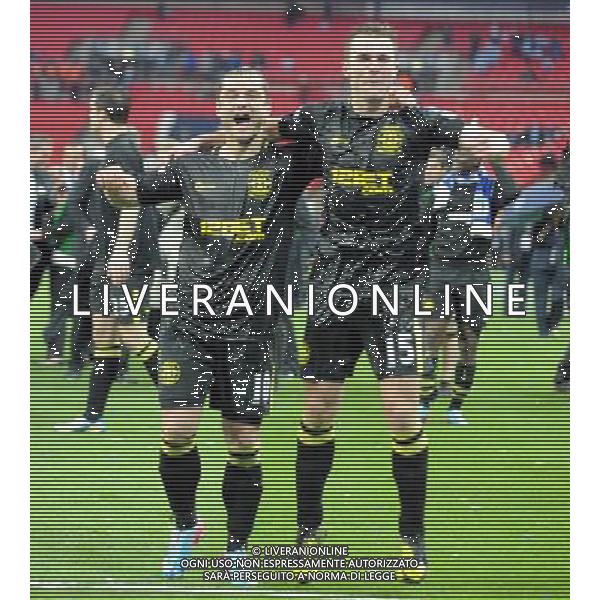 Wembley Stadium Manchester City v Wigan (0-1) FA Cup Final 11/05/2013 Shaun Maloney and Callum McManaman celebrate as Wigan win the FA Cup Photo: Roger Parker Fotosports International ©PHOTOSHOT/AGENZIA ALDO LIVERANI SAS - ITALY ONLY - EDITORIAL USE ONLY