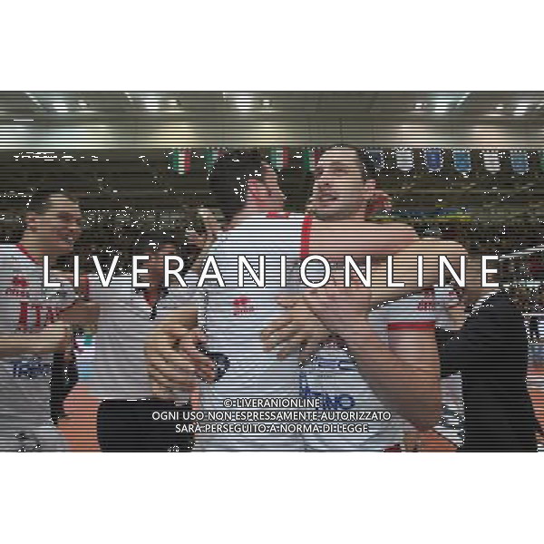 TRENTO 12/05/2013 68Â° CAMPIONATO ITALIANO DI PALLAVOLO MASCHILE SERIE A 1 FINALE-GARA 5 ITAS-PIACENZA NELLA FOTO:FESTEGGIAMENTI FOTO PAOLA GARBUIO/AG.ALDO LIVERANI