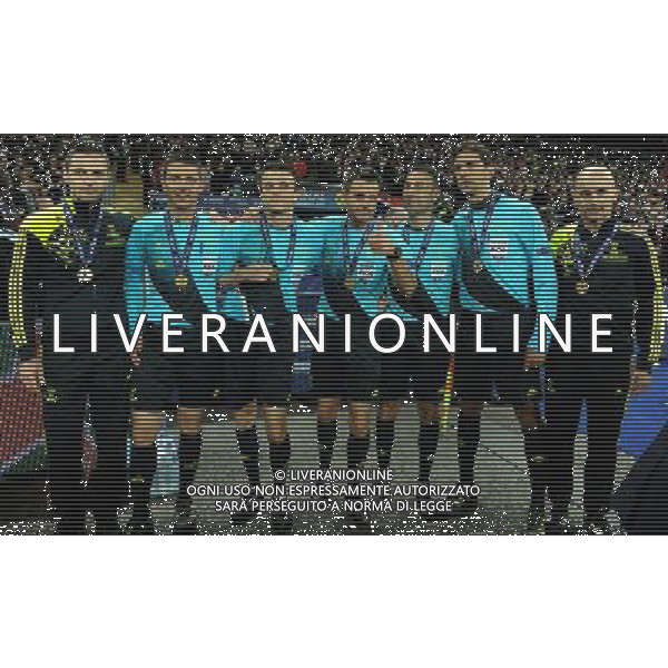 UEFA Champions League 2012/2013 Finale Londra - 25.05.2013 Borussia Dortmund-Bayern Monaco Nella Foto:il gruppo di arbitri italiani premiati rizzoli,favereni,stefani,rocchi e tagliavento insieme delegati uefa skomina e wolff /Ph.Vitez-Ag. Aldo Liverani