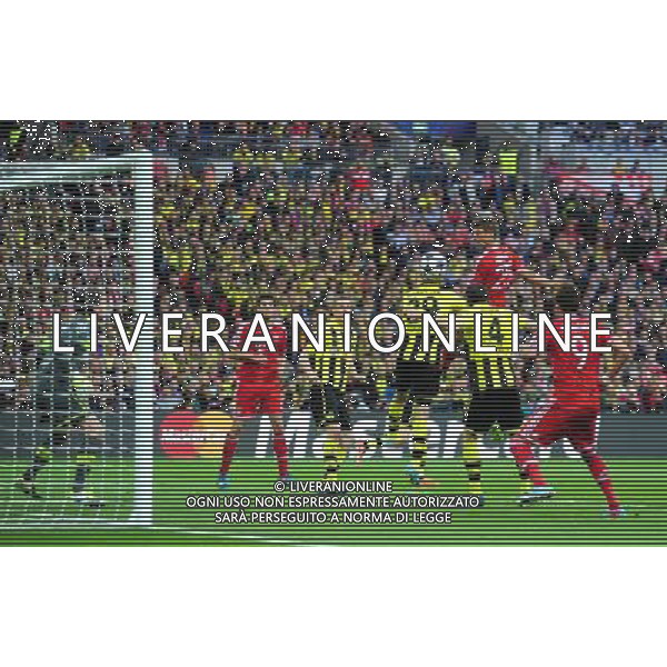 Bayern Munich\'s Thomas Muller puts a header just wide of the goal in the first half (Photo by Chris Vaughan/CameraSport) Football - UEFA Champions League Final - Borussia Dortmund v Bayern Munich - Saturday 25th May 2013 - Wembley - London © CameraSport - 43 Linden Ave. Countesthorpe. Leicester. England. LE8 5PG - Tel: +44 (0) 116 277 4147 - admin@camerasport.com - www.camerasport.com AG ALDO LIVERANI S A S ONLY ITALY