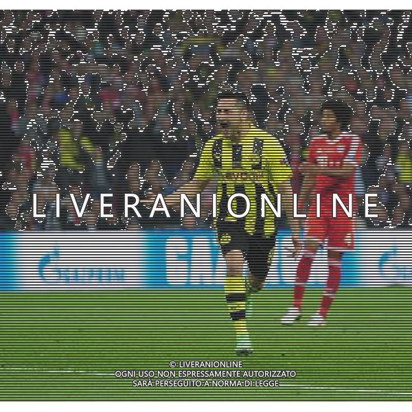 Borussia Dortmund\'s Ilkay Gundogan celebrates scoring his sides equalising goal, from the penalty spot, to make the score 1-1 (Photo by Chris Vaughan/CameraSport) Football - UEFA Champions League Final - Borussia Dortmund v Bayern Munich - Saturday 25th May 2013 - Wembley - London © CameraSport - 43 Linden Ave. Countesthorpe. Leicester. England. LE8 5PG - Tel: +44 (0) 116 277 4147 - admin@camerasport.com - www.camerasport.com AG ALDO LIVERANI S A S ONLY ITALY