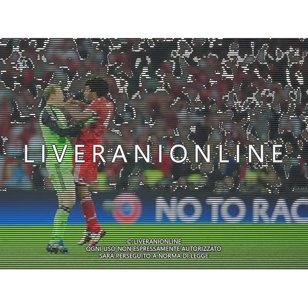 Bayern Munich\'s Manuel Neuer, left, with team-mate Dante celebrate after team-mate Arjen Robben had scored the second goal (Photo by Chris Vaughan/CameraSport) Football - UEFA Champions League Final - Borussia Dortmund v Bayern Munich - Saturday 25th May 2013 - Wembley - London © CameraSport - 43 Linden Ave. Countesthorpe. Leicester. England. LE8 5PG - Tel: +44 (0) 116 277 4147 - admin@camerasport.com - www.camerasport.com AG ALDO LIVERANI S A S ONLY ITALY