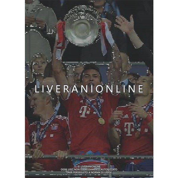 UEFA Champions League 2012/2013 Finale Londra - 25.05.2013 Borussia Dortmund-Bayern Monaco Nella Foto:Mandzukic Mario con la coppa /Ph.Vitez-Ag. Aldo Liverani