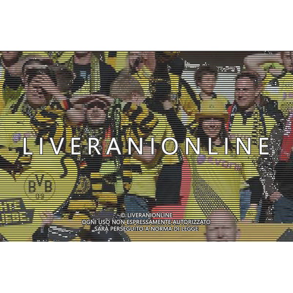 Fans Borrusia Dortmund Champions League Final 2013 Borussia Dortmund V Bayern Munich 25/05/13 UEFA Champions League Final 2013 at Wembley Stadium Photo: Robin Parker Fotosports International ©PHOTOHSOT/AGENZIA ALDO LIVERANI SAS - ITALY ONLY - Borussia Dortmund - Bayern Monaco UEFA Champions League 2012/2013 Finale Londra - 25.05.2013