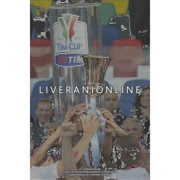 Roma - 26/05/2013 - Stadio Olimpico - Finale TIM CUP 2012-2013 - AS Roma vs SS Lazio - nella foto: La Coppa Italia Â© Fabrizio Corradetti - Ag. Aldo Liverani sas