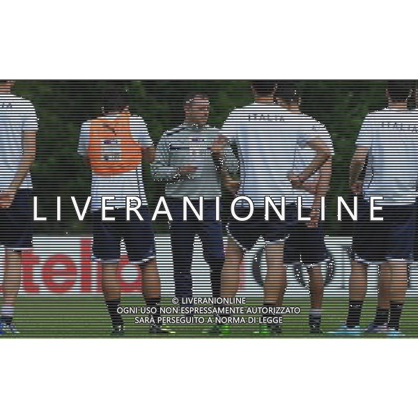 Campionati Europei UEFA Under 21 Ritiro Nazionale Italiana Carnago (VA) - 28.05.2013 Allenamento Nella Foto:mangia parla al gruppo /Ph.Vitez-Ag. Aldo Liverani