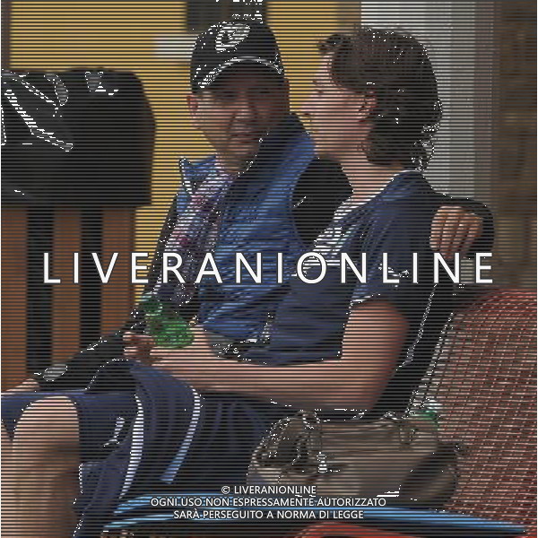 Raduno Nazionale Italiana Firenze - 29.05.2013 Allenamento Nella Foto: riccardo montolivo saluta un ex allenatore /Ph.Vitez-Ag. Aldo Liverani