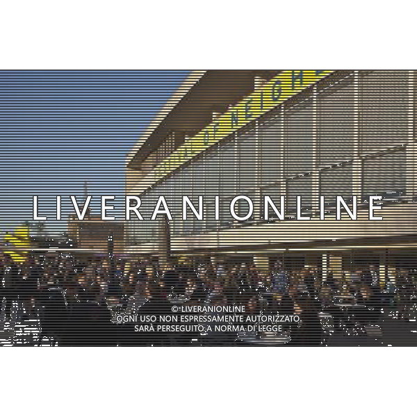 People Eating and Drinking at the Cafes and Restaurants, The Southbank, London, England, AG ALDO LIVERANI S A S ONLY ITALY