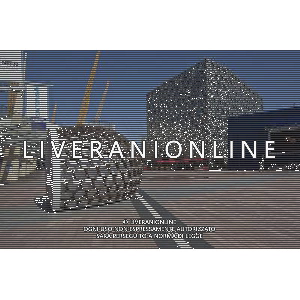 Ravensbourne College and The O2, North Greenwich, London, England AG ALDO LIVERANI S A S ONLY ITALY