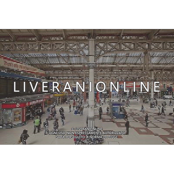 Victoria Train Station, London, England AG ALDO LIVERANI S A S ONLY ITALY