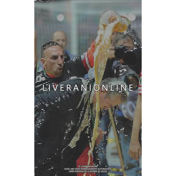 firo Fu§ball, Fussball, DFB Pokal Finale in Berlin, Endspiel DFB Pokal, DFB Pokalfinale 2013, 01.06.2013, FC Bayern MŸnchen, Muenchen - VFB Stuttgart 3:2 Jubel, Freude, Jupp Heynckes, Trainer Bayern, Bierdusche, Bier, Dusche, von Franck Ribery, Bayern $worldrightsEs gelten unsere AGB, einsehbar auf www.firosportphoto.de copyright by firo sportphoto: Coesfelder Stra§e 207Ê 48249 D † L M E N (Duelmen) www.firosportphoto.de mail@firosportphoto.de (V o l k s b a n k B o c h u m - W i t t e n ) BLZ.: 430 601 29 Kt. Nr.: 341 117 100 Tel:Ê 02594-9916004 Fax:Ê 02594-9916005 AG ALDO LIVERANI S A S ONLY ITALY