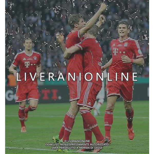 (130602) -- BERLIN, June 2, 2013 () -- Bayern Munich\'s Thomas Mueller (L Front) celebrates scoring against VfB Stuttgart in the German soccer cup (DFB Pokal) final match in Berlin, Germany, June 1, 2013. Bayern Munich won 3-2 and became the first German club to wrap up a historic treble including the Bundesliga title, German Cup and UEFA Champions League. (/Luo Huanhuan) AG ALDO LIVERANI SAS ONLY ITALY