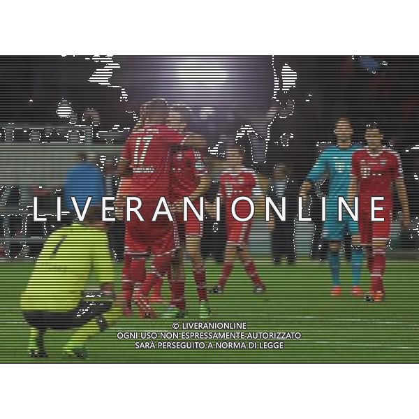 (130602) -- BERLIN, June 2, 2013 () -- Bayern Munich\'s Thomas Mueller (Top, R) celebrates victory against VfB Stuttgart in the German soccer cup (DFB Pokal) final match in Berlin, Germany, June 1, 2013. Bayern Munich won 3-2 and became the first German club to wrap up a historic treble including the Bundesliga title, German Cup and UEFA Champions League. (/Luo Huanhuan) AG ALDO LIVERANI SAS ONLY ITALY