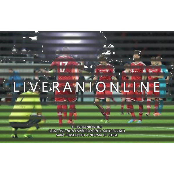 (130602) -- BERLIN, June 2, 2013 () -- Bayern Munich\'s Thomas Mueller (C) celebrates victory against VfB Stuttgart in the German soccer cup (DFB Pokal) final match in Berlin, Germany, June 1, 2013. Bayern Munich won 3-2 and became the first German club to wrap up a historic treble including the Bundesliga title, German Cup and UEFA Champions League. (/Luo Huanhuan) AG ALDO LIVERANI SAS ONLY ITALY