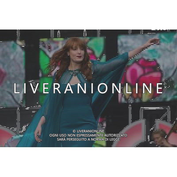 Florence Welch of Florence And The Machine performs at the Sound Of Change Charity Concert at Twickenham Stadium, Twickenham, England, UK on 1st June 2013 forthe Chime For Change organisation. ©PHOTOSHOT/AGENZIA ALDO LIVERANI SAS - ITALY ONLY - EDITORIAL USE ONLY
