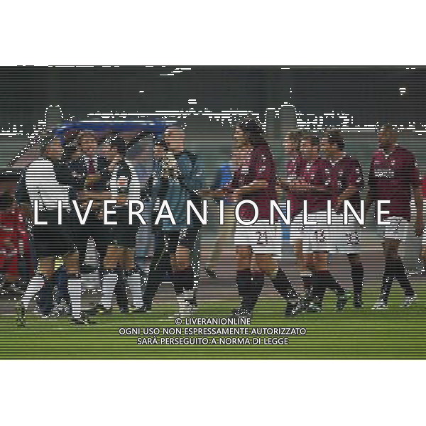 CHIEVO-TORINO COPPA ITALIA TIM CUP 29/09/04 NELLA FOTO LE PROTESTE DEI GIOCATORI DEL TORINO FOTO PAOLA GARBUIO/AGENZIA ALDO LIVERANI