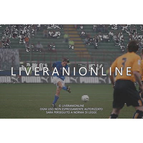 MILANO,26-03-05 DFP/FOTO GIORGIO RAVEZZANI ITALIA-SCOZIA: FRANCESCO TOTTI AG ALDO LIVERANI S A S