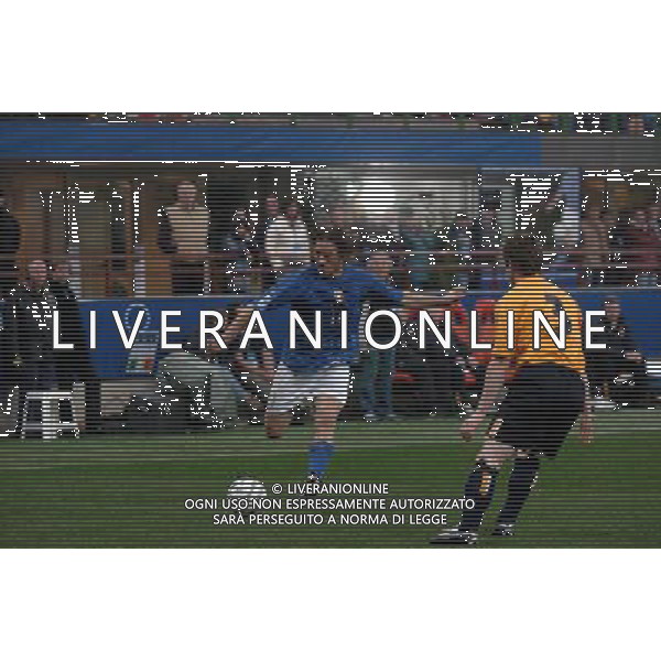 MILANO,26-03-05 DFP/FOTO GIORGIO RAVEZZANI ITALIA-SCOZIA: FRANCESCO TOTTI AG ALDO LIVERANI S A S