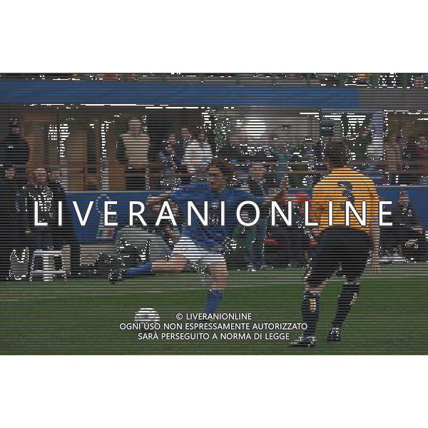 MILANO,26-03-05 DFP/FOTO GIORGIO RAVEZZANI ITALIA-SCOZIA: FRANCESCO TOTTI AG ALDO LIVERANI S A S