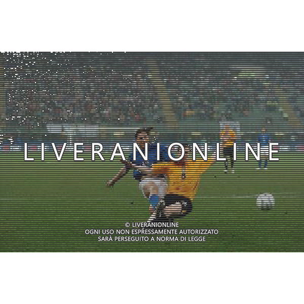 MILANO,26-03-05 DFP/FOTO GIORGIO RAVEZZANI ITALIA-SCOZIA: FRANCESCO TOTTI AG ALDO LIVERANI S A S