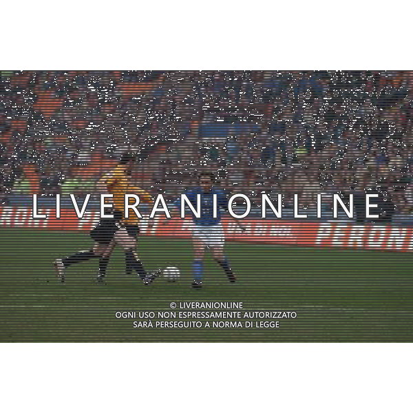 MILANO,26-03-05 DFP/FOTO GIORGIO RAVEZZANI ITALIA-SCOZIA: ANTONIO CASSANO AG ALDO LIVERANI S A S