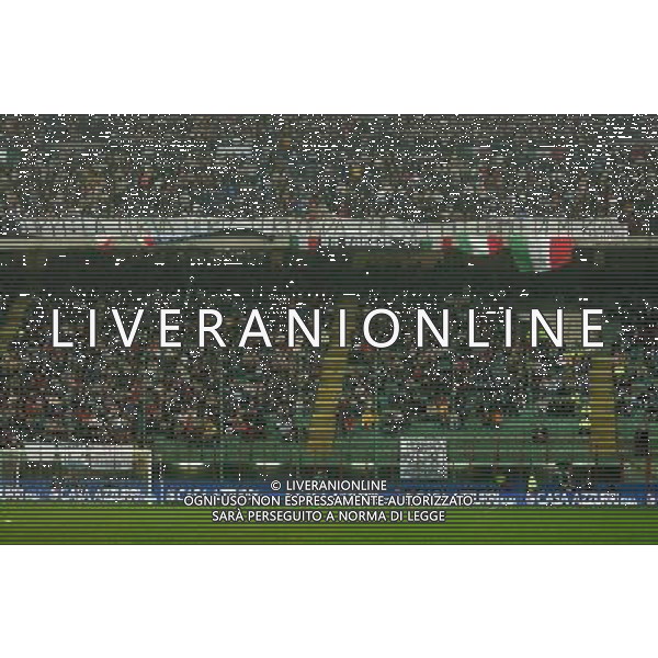 MILANO,26-03-05 DFP/FOTO MARCO DE PONTI ITALIA-SCOZIA: STRISCIONE AG ALDO LIVERANI S A S