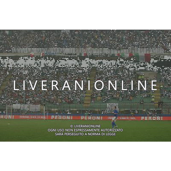 MILANO,26-03-05 DFP/FOTO MARCO DE PONTI ITALIA-SCOZIA: STRISCIONE AG ALDO LIVERANI S A S