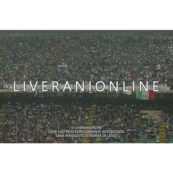 MILANO,26-03-05 DFP/FOTO MARCO DE PONTI ITALIA-SCOZIA: STRISCIONE AG ALDO LIVERANI S A S