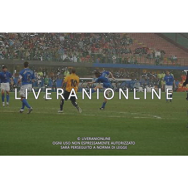 MILANO,26-03-05 DFP/FOTO MARCO DE PONTI ITALIA-SCOZIA: FRANCESCO TOTTI AG ALDO LIVERANI S A S