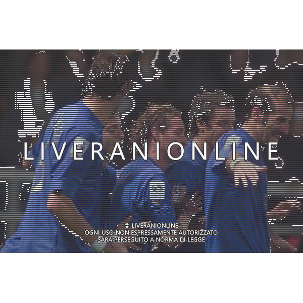 STADIO TARDINI DI PARMA 13/10/2004 ITALIA-BIELORUSSIA NELLA FOTO ABBRACCI ITALIA FOTO DFP-AG ALDO LIVERANI SAS