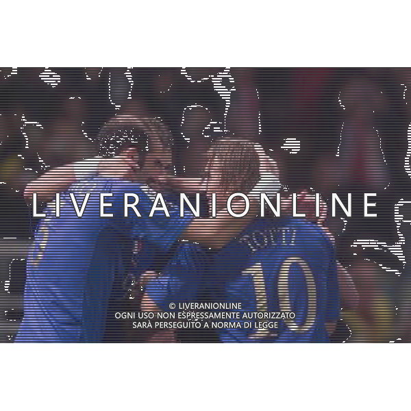 STADIO TARDINI DI PARMA 13/10/2004 ITALIA-BIELORUSSIA NELLA FOTO ABBRACCI ITALIA FOTO DFP-AG ALDO LIVERANI SAS