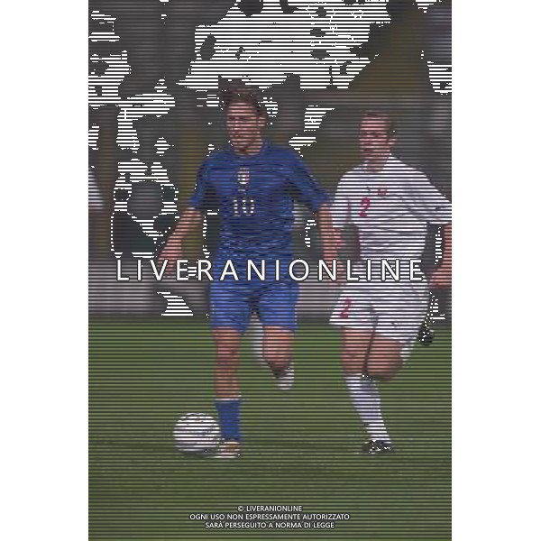 STADIO TARDINI DI PARMA 13/10/2004 ITALIA-BIELORUSSIA NELLA FOTO FRANCESCO TOTTI FOTO DFP-AG ALDO LIVERANI SAS