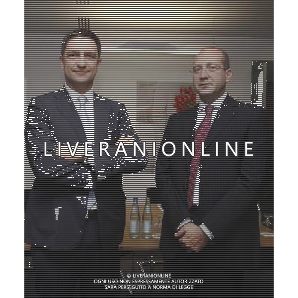 MILANO 5/6/2013 DEUTCHE BANK VIA TURATI, 27/29 PRESENTAZIONE DI \'DEUTCHE BANK EASY\' NELLA FOTO MARIO CINCOTTI E SEBASTIANO MARULLI FOTO ROMANO/AG ALDO LIERANI S.A.S.