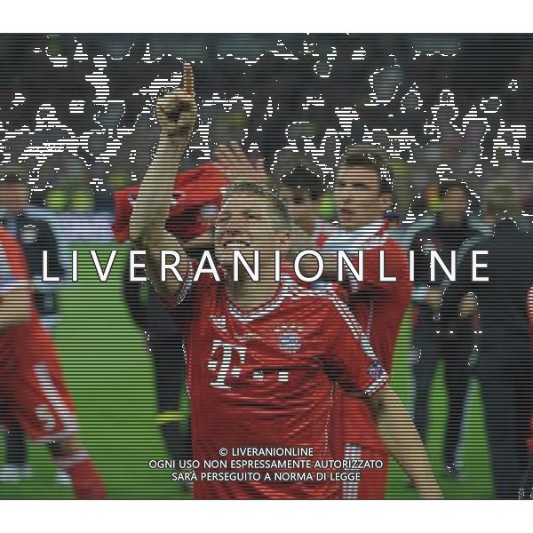 Bastian Schweinsteiger Celebrates Victory Bayern Munich Champions League Final 2013 Borussia Dortmund V Bayern Munich (1-2) 25/05/13 UEFA Champions League Final 2013 at Wembley Stadium Photo: Robin Parker Fotosports International ©PHOTOSHOT/AGENZIA ALDO LIVERANI SAS - ITALY ONLY - EDITORIAL USE ONLY