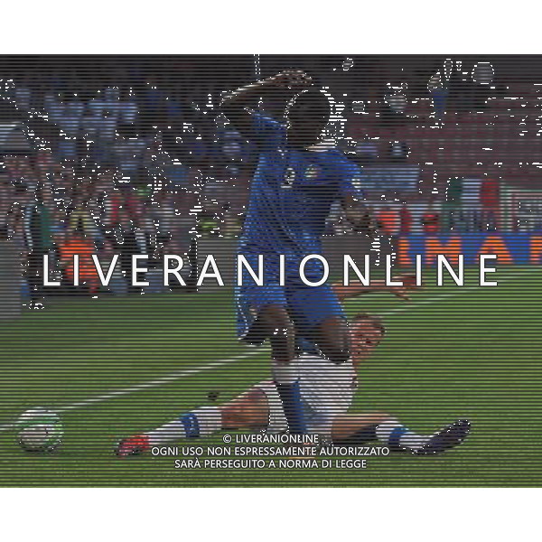 Qualificazioni ai Campionati Mondiali di Calcio Brasile FIFA 2014 Gruppo B Praga - 07.06.2013 Repubblica Ceca-Italia Nella Foto:balotelli kadlec /Ph.Vitez-Ag. Aldo Liverani